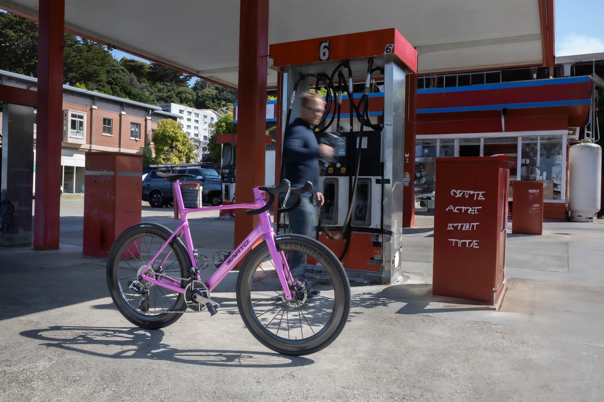 BOTW: Bubblegum 911 X Sarto Raso