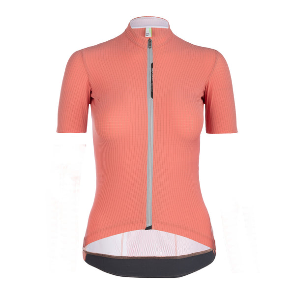 Looking for a ladies cycling shirt with short sleeves? 