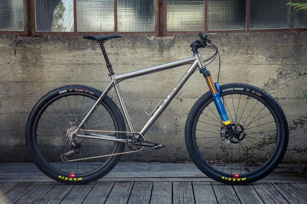 titan mountainbike Custom Mosaic MT-1 Titanium Mountain Bike – Above Category
