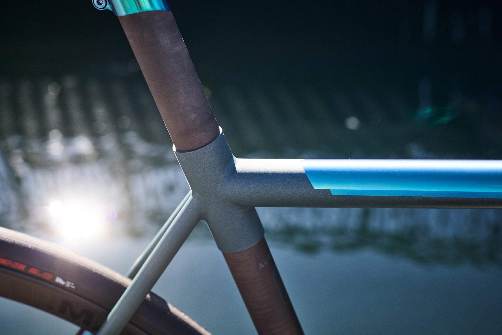 Custom No. 22 Aurora