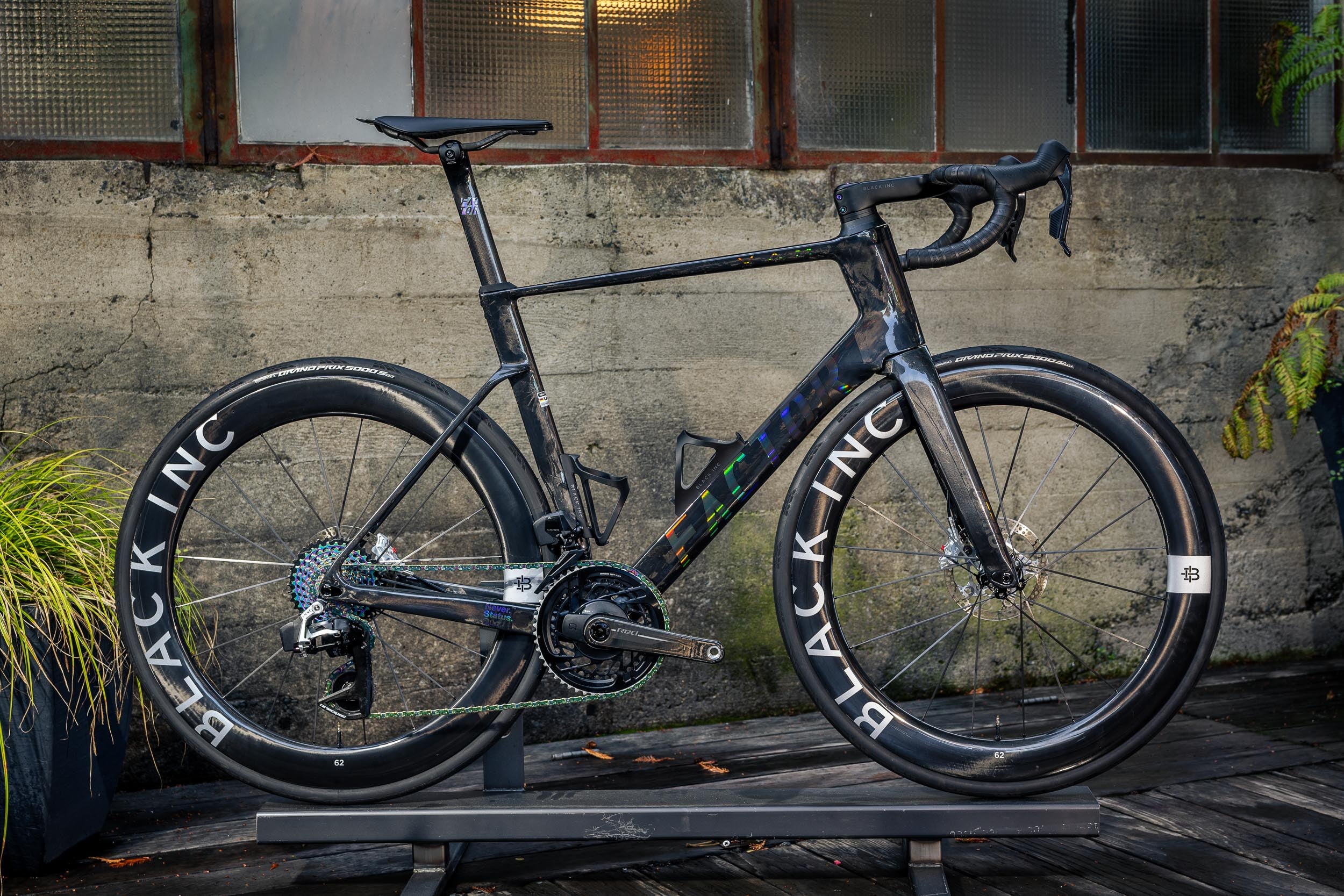 FACTOR Ostro Vam - Size 58